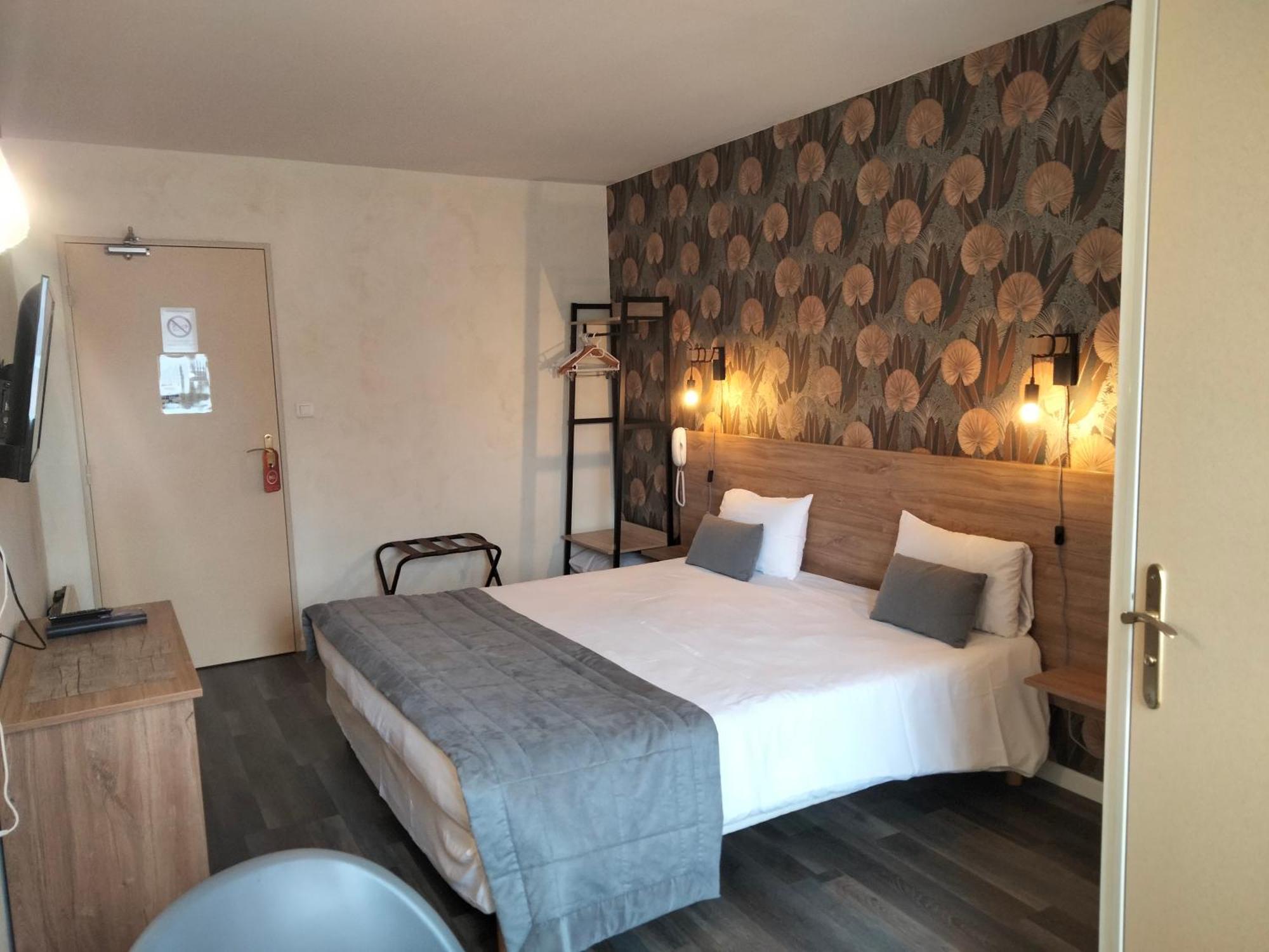 Hotel Au Sans Souci Шинон Экстерьер фото