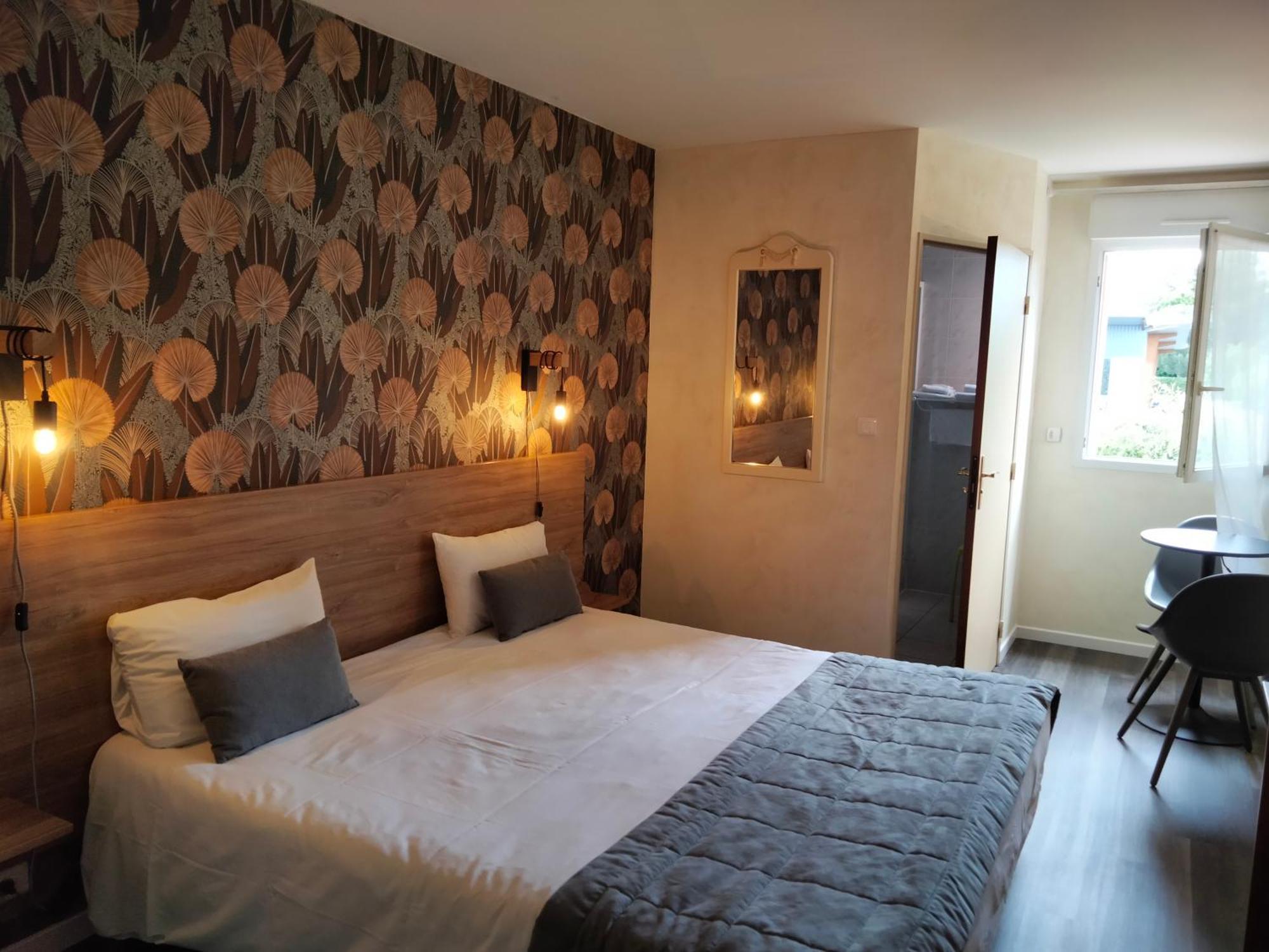 Hotel Au Sans Souci Шинон Экстерьер фото